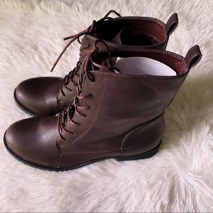 New Brown Combat Boots